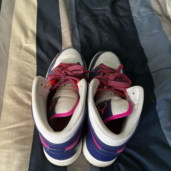 Air Jordan 1’s - Picture 2 of 3